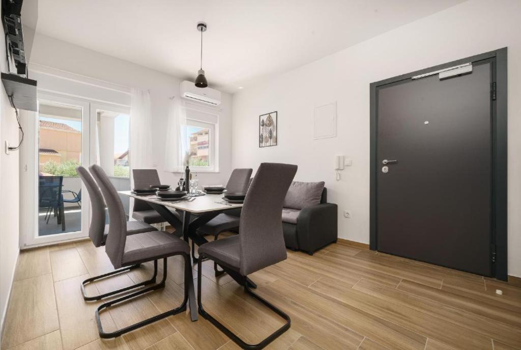 Apartment Stefanio Vodice Kültér fotó