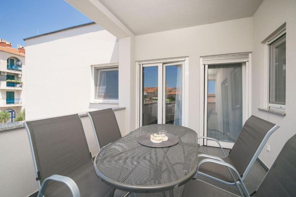 Apartment Stefanio Vodice Kültér fotó