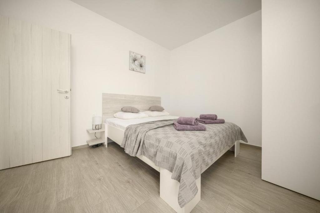 Apartment Stefanio Vodice Kültér fotó