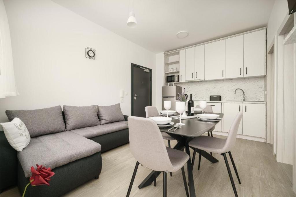 Apartment Stefanio Vodice Kültér fotó