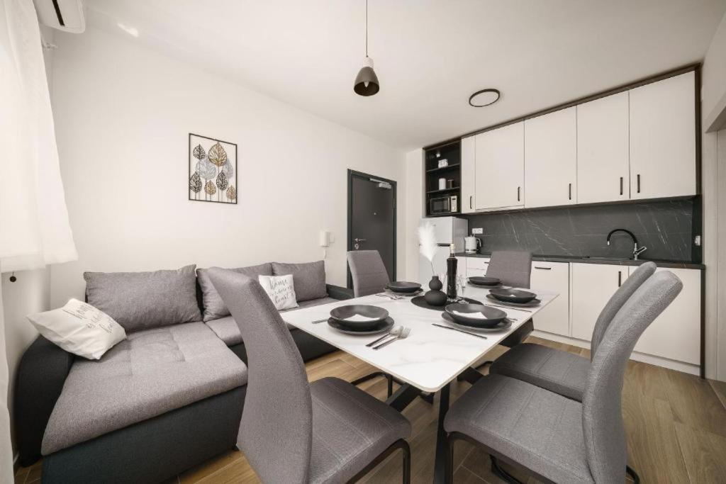 Apartment Stefanio Vodice Kültér fotó